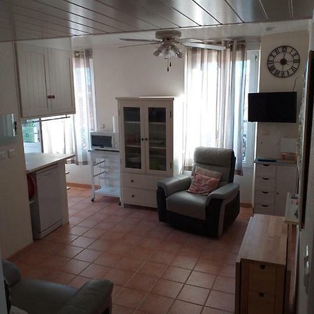 Albasud - Appartement Meuble Avec Terrasse - Salses Le Chateau 66 ภายนอก รูปภาพ
